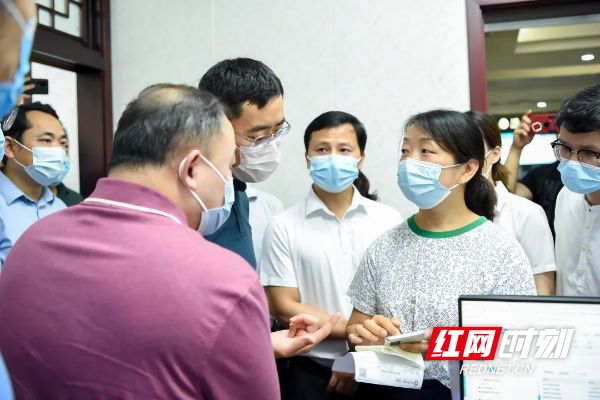 改则最新医保套现24小时微信方法分析(最方便真实的改则医保卡提现套取微信方法)